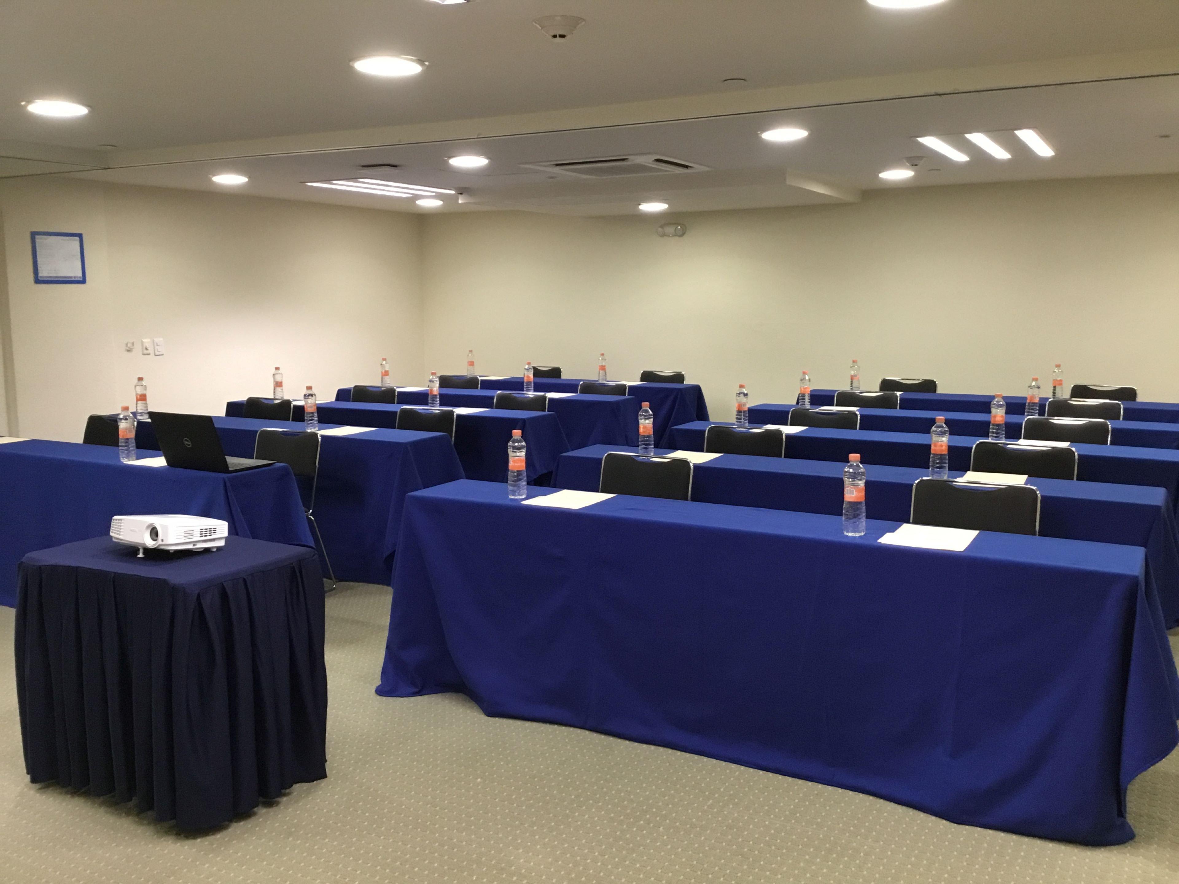 Express Guadalajara Expo, An Ihg Hotel